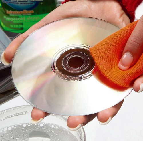 clean the CDs